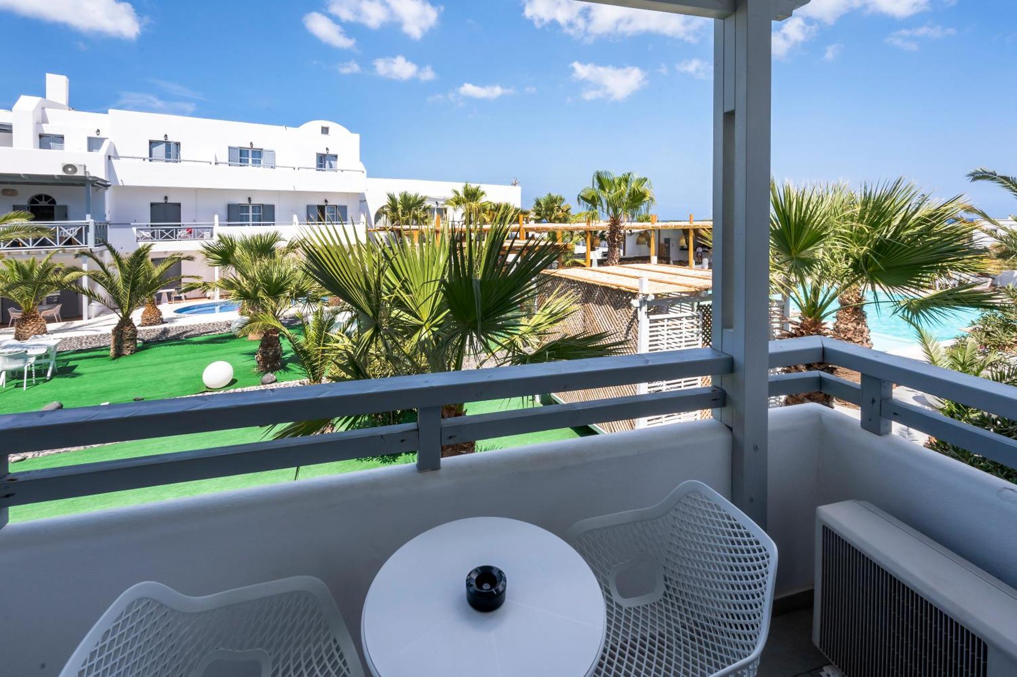 Smy Mediterranean White Santorini (adults Only) מלון 4*