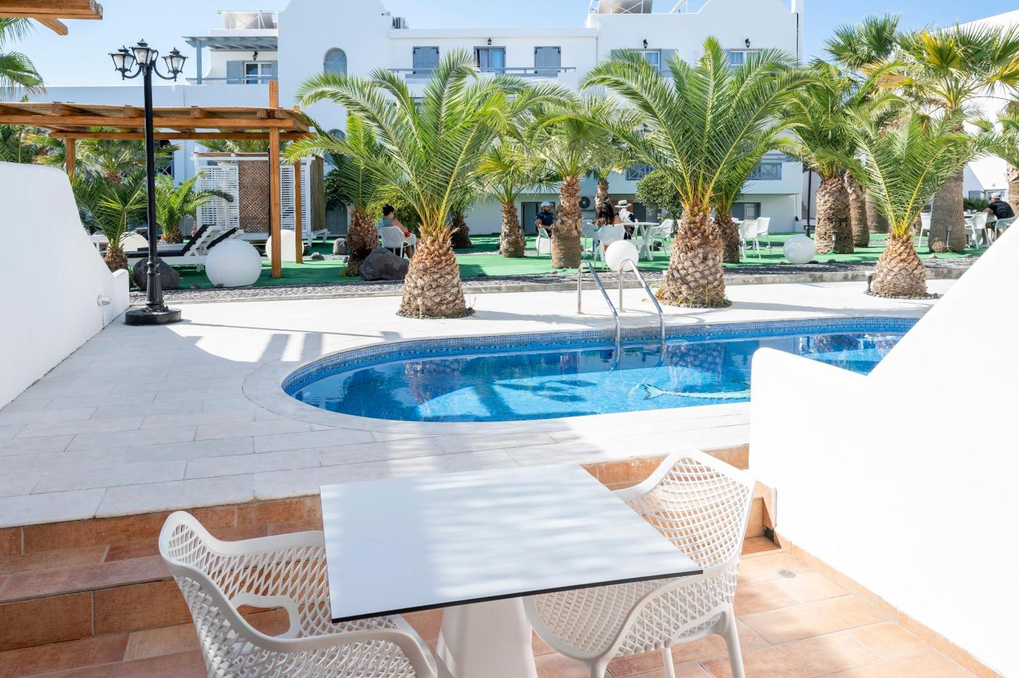 Smy Mediterranean White Santorini (adults Only) Hotel Kamári