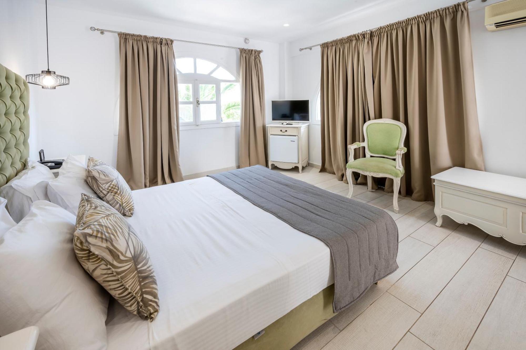 Hotel Smy Mediterranean White Santorini (adults Only) Kamári